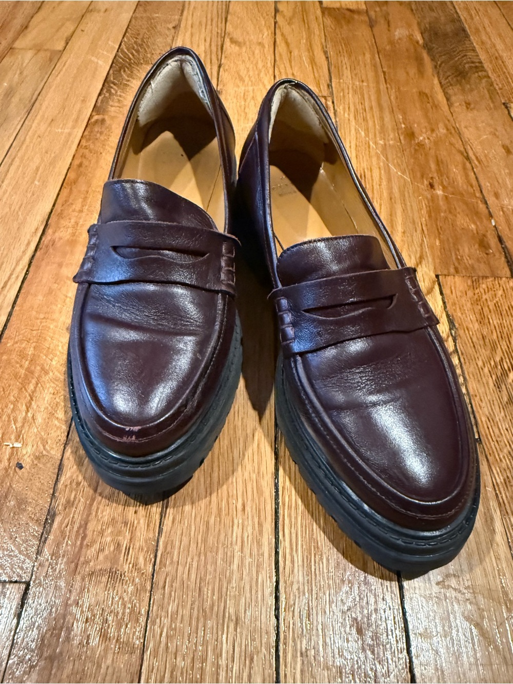 Sezane Women's Burgundy Leather Albane loafers